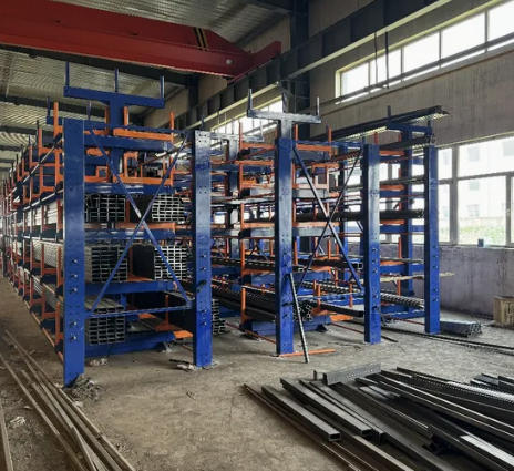 Estante Cantilever Telescópico de Alta Carga para Almacén de Tuberías | 6 Toneladas por Brazo | Certificado CE