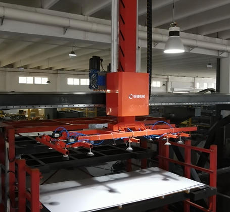 Brazo robótico autocargador y descargador – El sistema servo modular de Herochu para producción de alta mezcla y bajo volumen